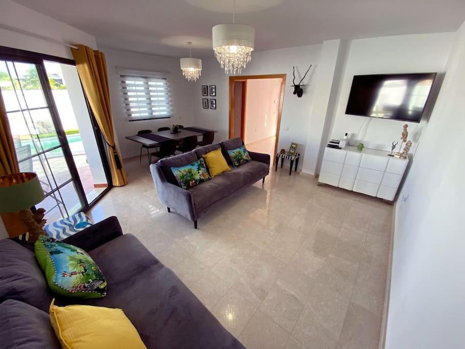 Villa Nina 'Luxury Villa In The Sun' 코라레호 외부 사진